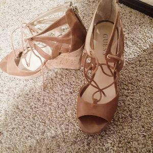 Guess wedges